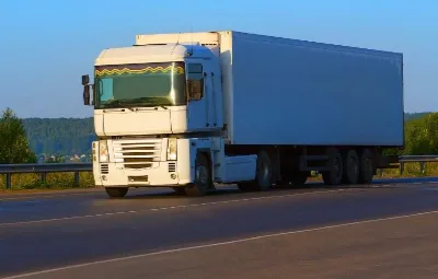 İzmir ile Malazgirt Arası Öğrenci Eşyası Taşıma